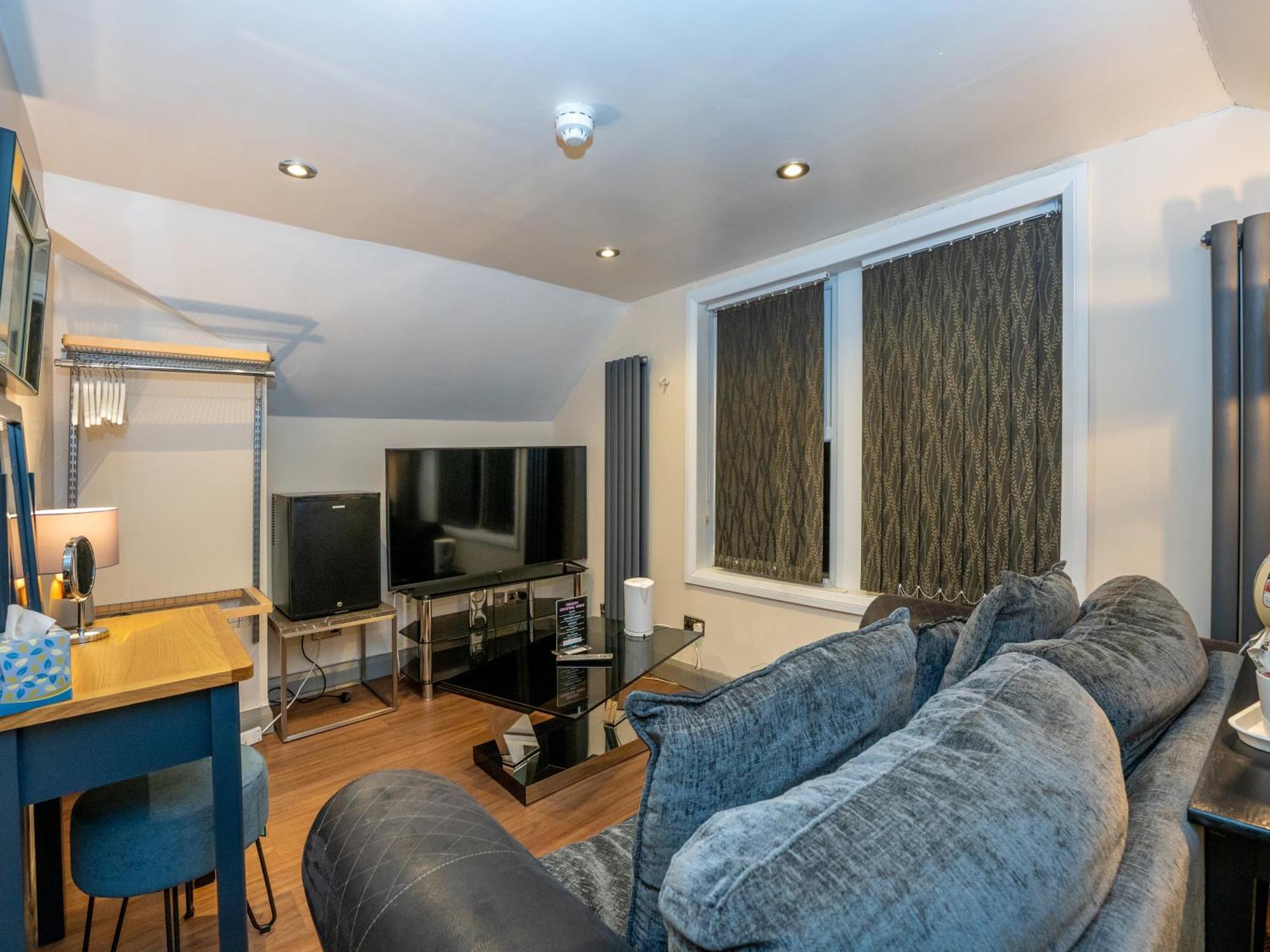 Manor House Bed & Breakfast - Blackpool, Blackpool